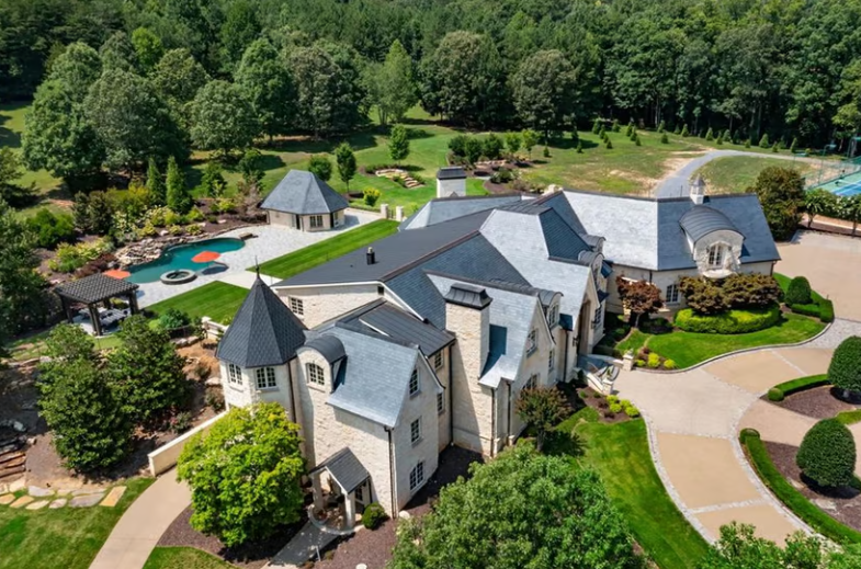 Commercial Property for Sale in Dalton Georgia 30720